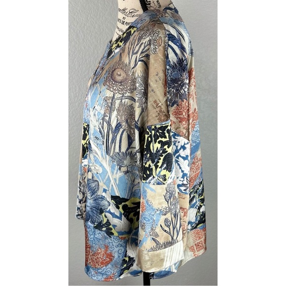 Chicos Travelers Collection Patchwork Print Jacket, size Large / 2 - Picture 5 of 12